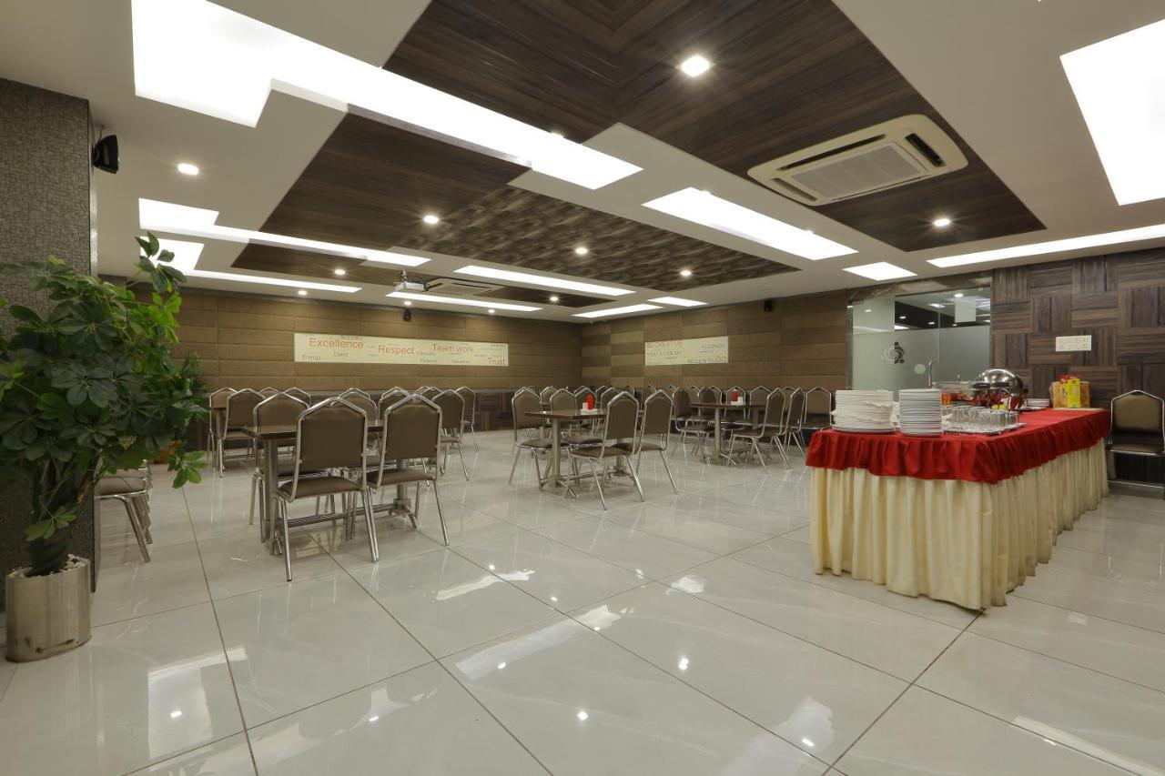 Hotel Unity Ahmedabad Exterior foto